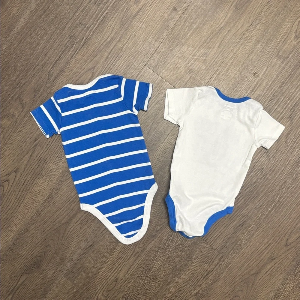 NWOT Member’s Mark 6 month Baby Bodysuits Set x4 in Blues, Gray, and White